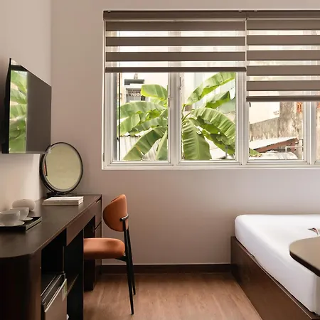 V Living - Downtown Saigon Stay With Free Laundry-3